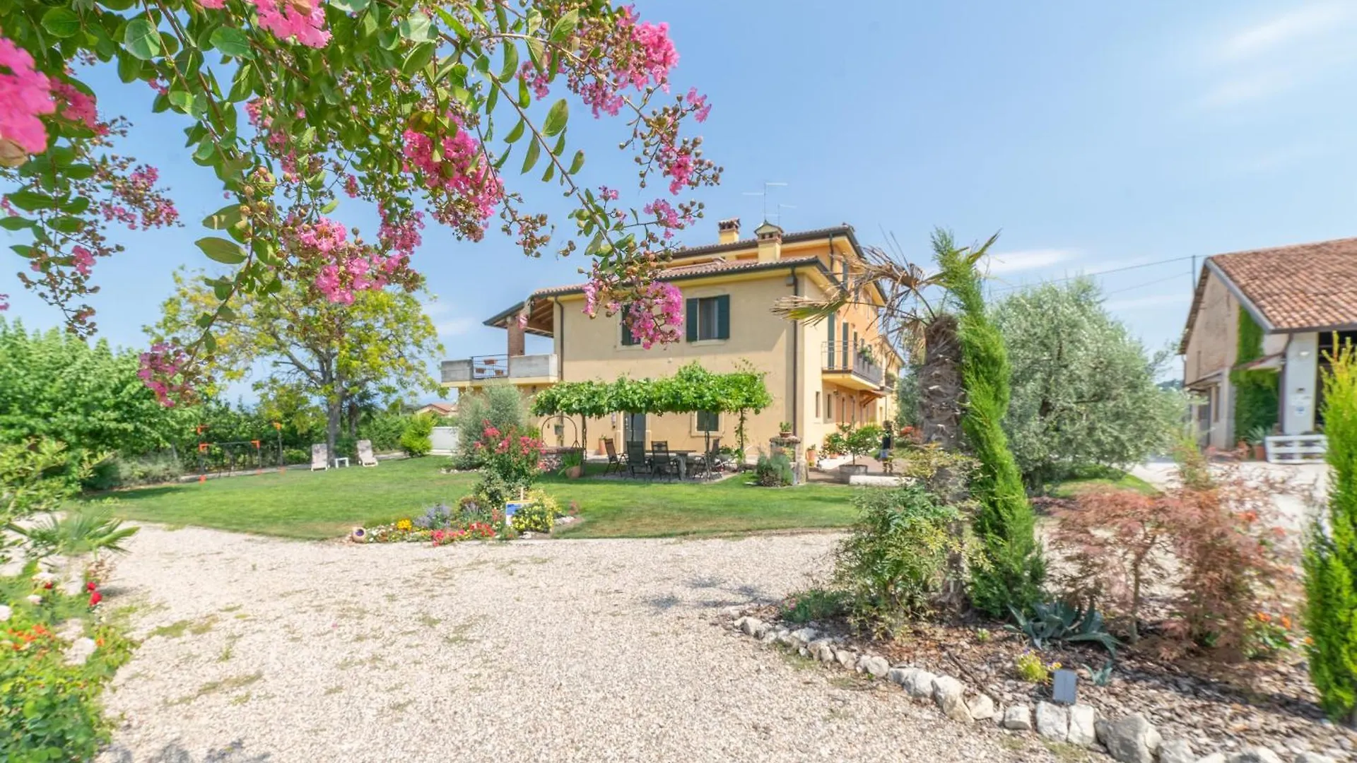 קסטלנואובו דל גארדה Agriturismo Corte Albarel