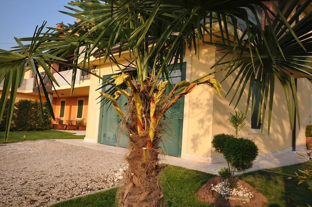 קסטלנואובו דל גארדה Agriturismo Corte Albarel 0*, קסטלנואובו דל גארדה איטליה