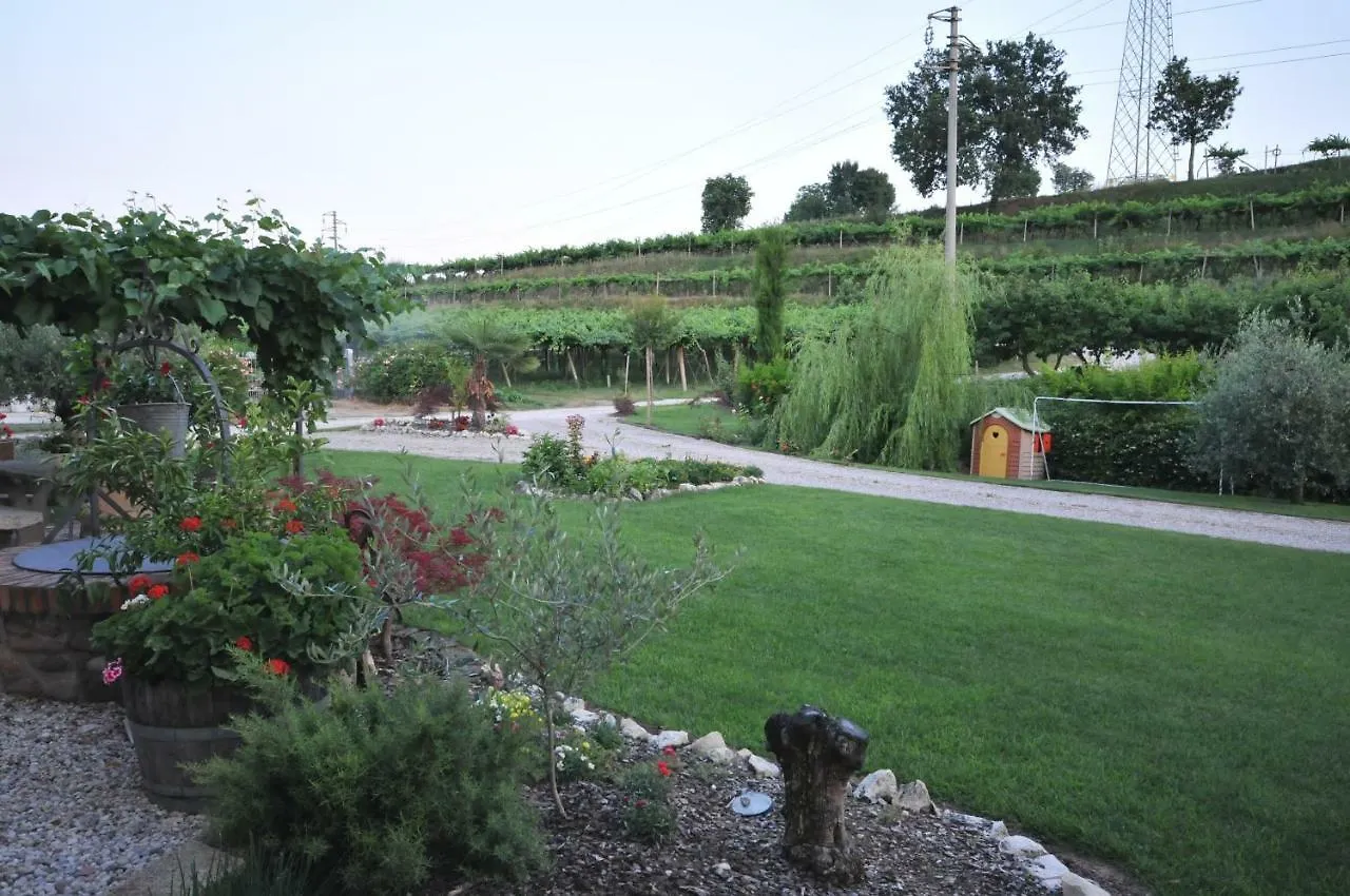 קסטלנואובו דל גארדה Agriturismo Corte Albarel קסטלנואובו דל גארדה